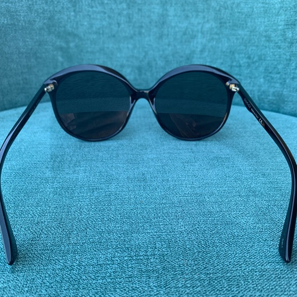 Large Black Gucci Sunglasses - Picture 8 of 13